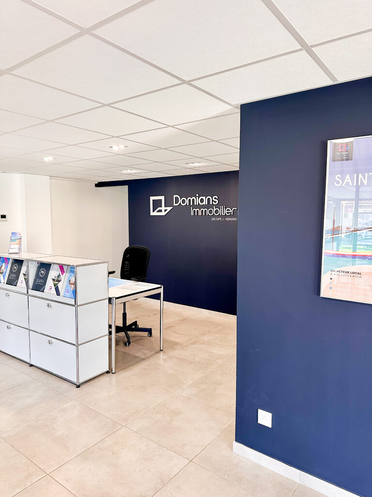 Votre agence immobilière à Saint-Cyprien vous accueille tous les jours de 9h à 12h et de 14h à 18h !