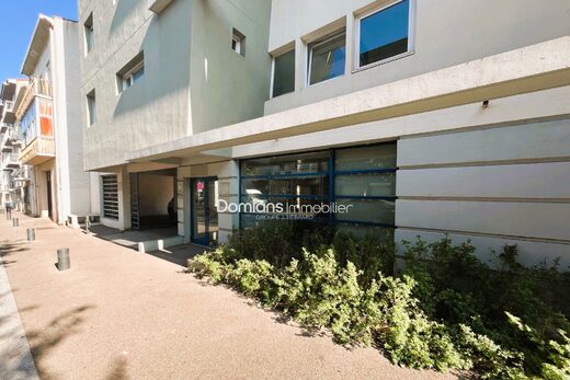 A VENDRE – PERPIGNAN – LOCAL PROFESSIONNEL