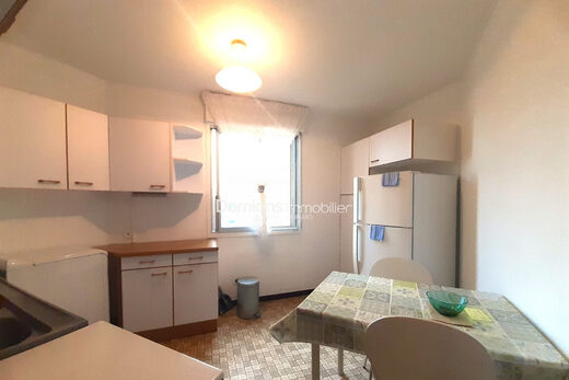 A VENDRE &#8211; PERPIGNAN &#8211; APPARTEMENT T3 GARAGE ET CAVE