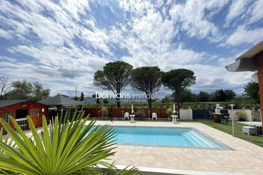 A VENDRE – THUIR – VILLA