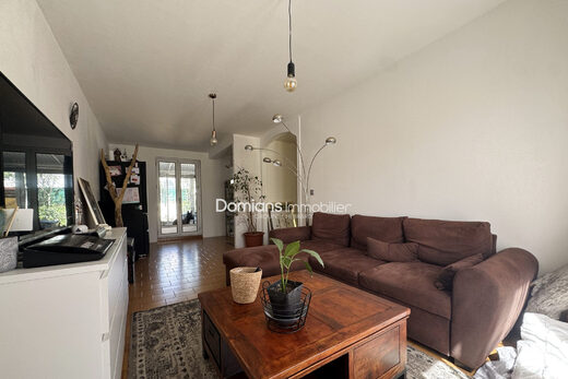 A VENDRE – THUIR – VILLA AVEC JARDIN