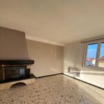 Maison 6 pièces à louer à TROUILLAS