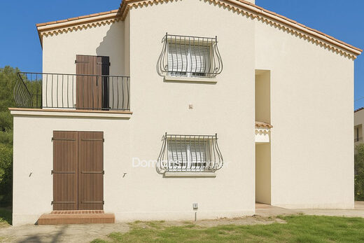 A VENDRE – PERPIGNAN – Maison 3 faces avec jardin et garage