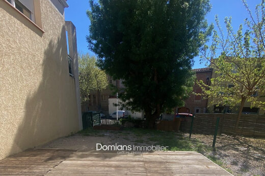 A VENDRE &#8211; PEYRESTORTES &#8211; Appartement T2 avec jardin privatif et