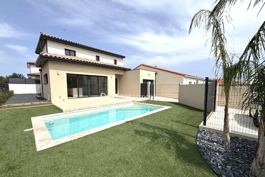 A VENDRE THUIR VILLA A ETRENNER