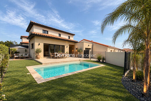 A VENDRE THUIR VILLA A ETRENNER