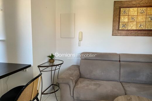 A VENDRE – PERPIGNAN KENNEDY – STUDIO MEUBLE