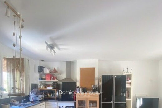 A VENDRE- PERPIGNAN &#8211; APPARTEMENT T2 DUPLEX AVEC GARAGE