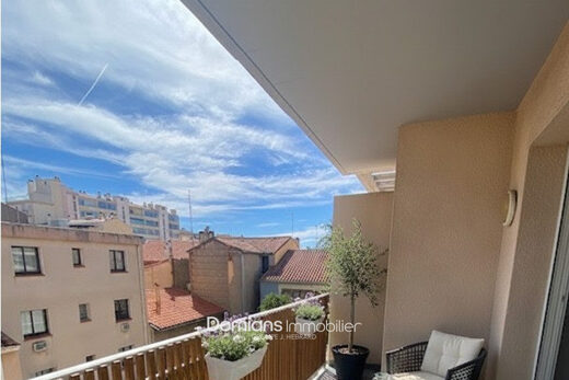 A VENDRE- PERPIGNAN &#8211; APPARTEMENT T3 AVEC TERRASSE ET PLACE DE P