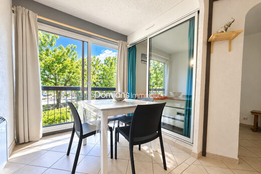 A VENDRE ST CYPRIEN -APT T2 VUE MARINA